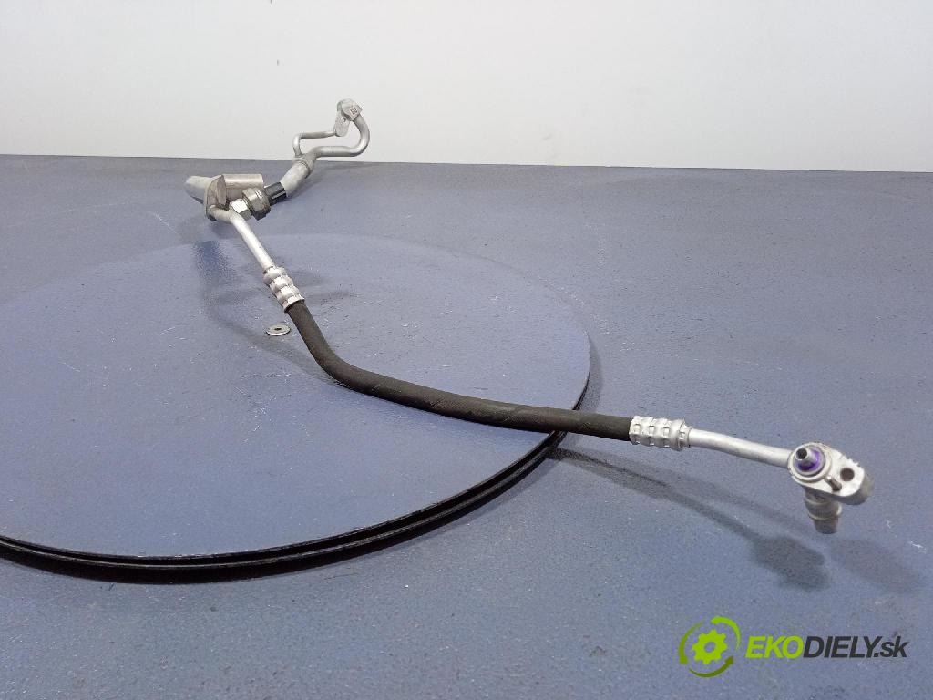 Bmw X4 2024 trubka Klimatizace: 9868407
