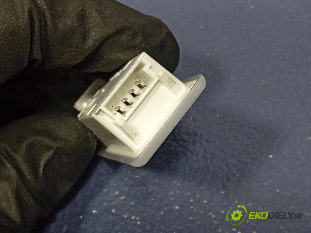 Bmw X4 2024 Lampy Uvnitř 9458174