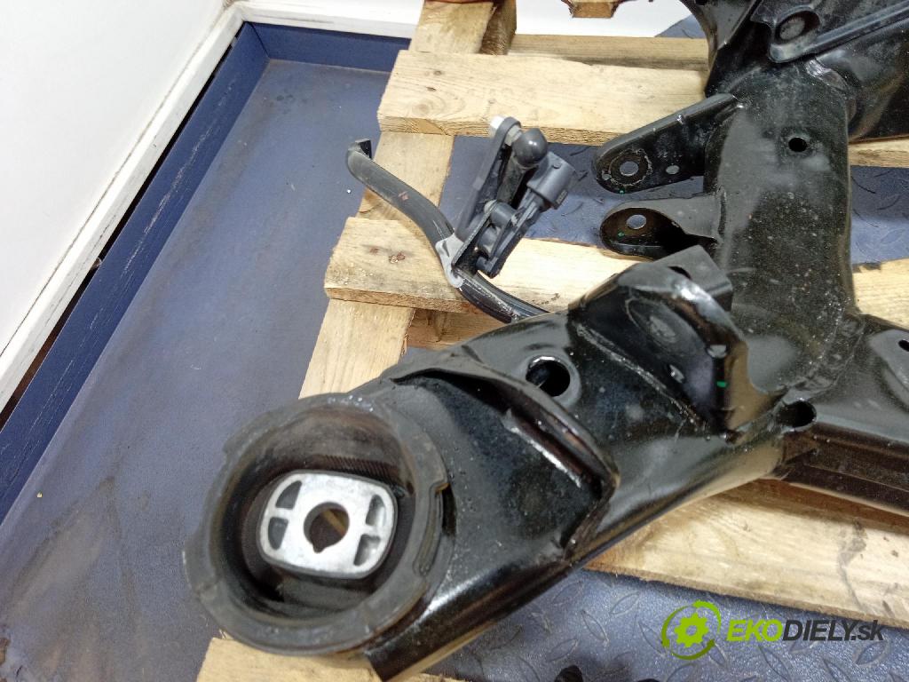 Bmw X4 2024 výztuha Pozastavenia: Zad: 