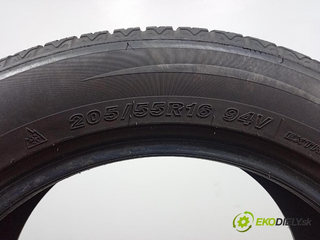 Ford Focus 2006 pneumatiky: Víceúrovňové 6938112628956
