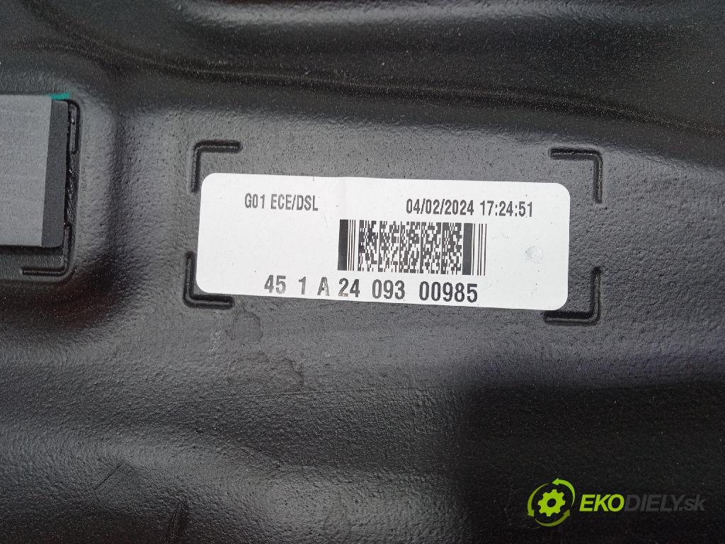 Bmw X4 2024 Nádrž: Paliva: 9897888