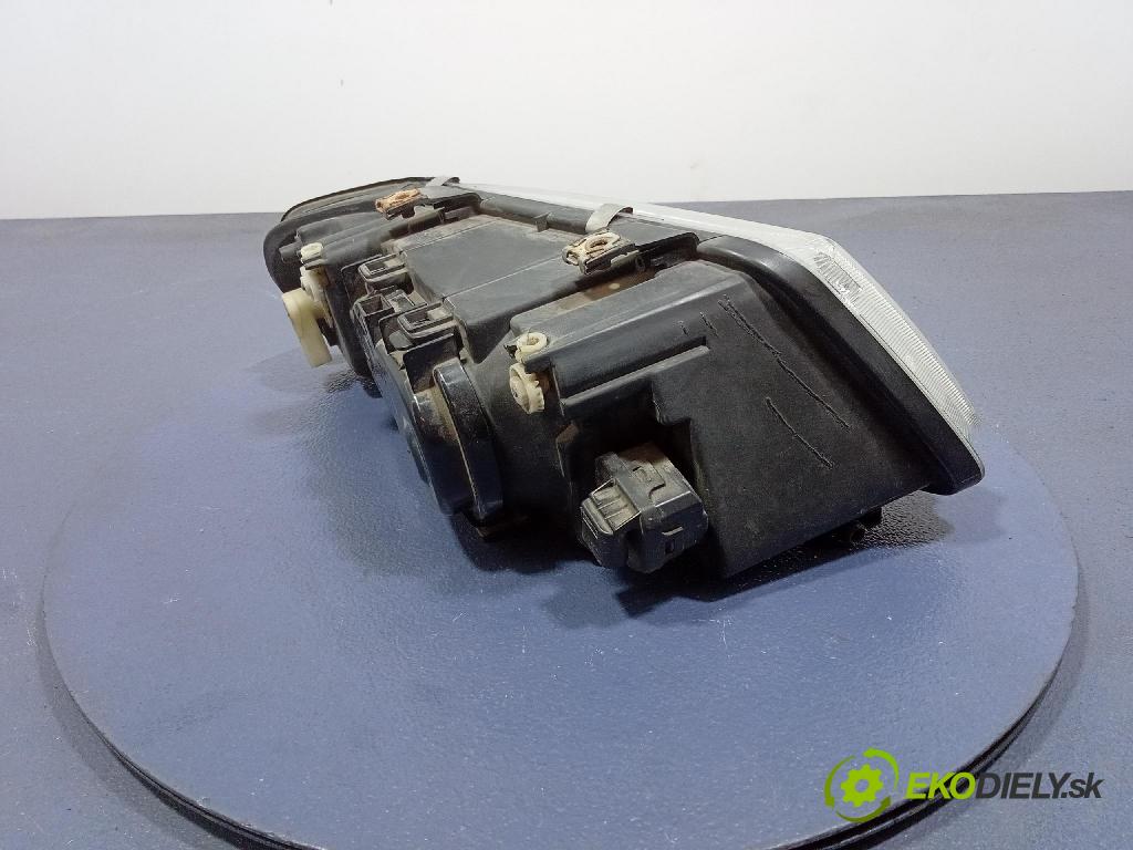 Audi A3 2000 světlo Levý: 153895-00