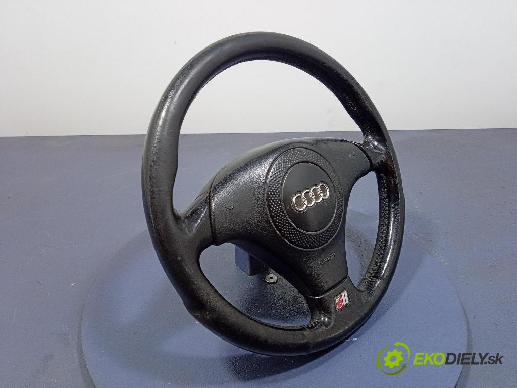 Audi A3 2000 volant 4B0124A