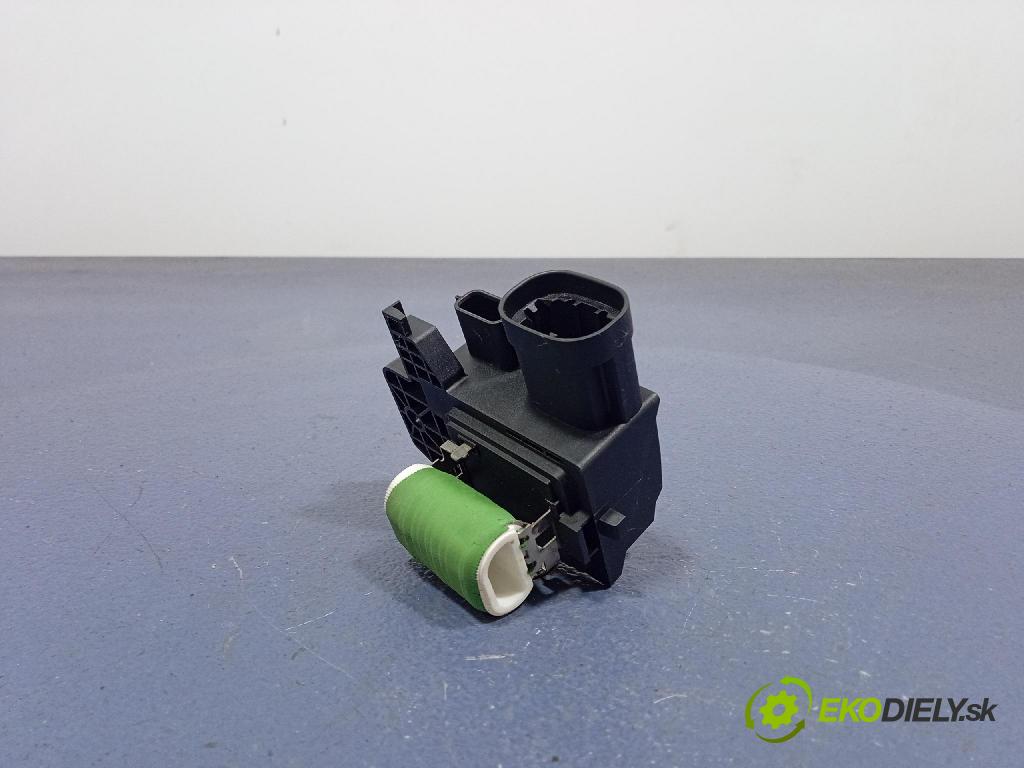 Renault Megane 2019 relé Ventilátora 255501169R