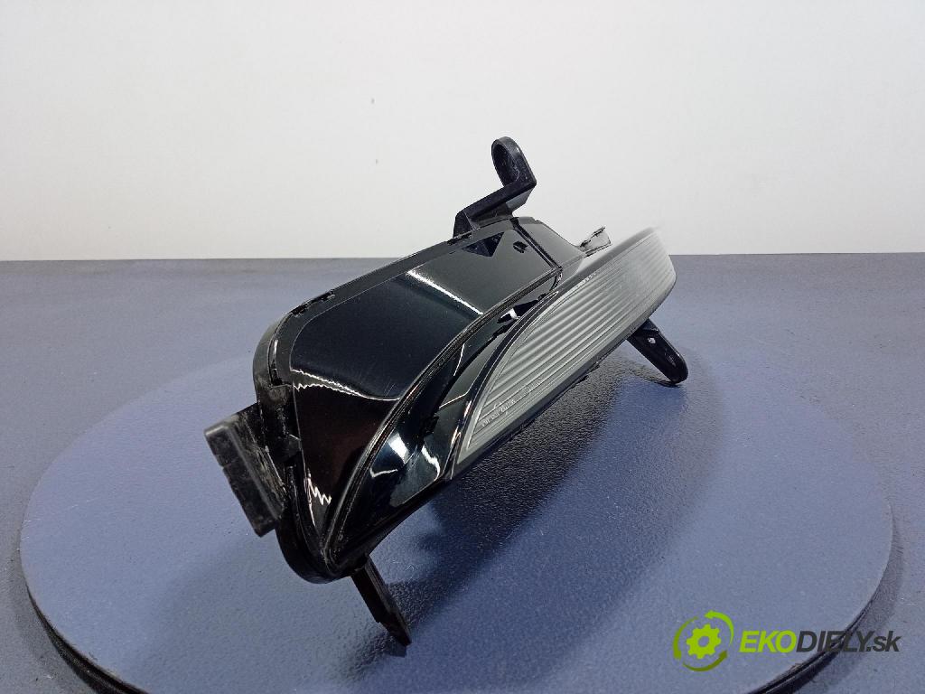 Renault Megane 2019 Směr před v pravo: 261306376R