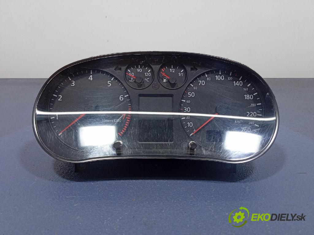 Audi A3 2001 Přístrojová deska 8L0920900F