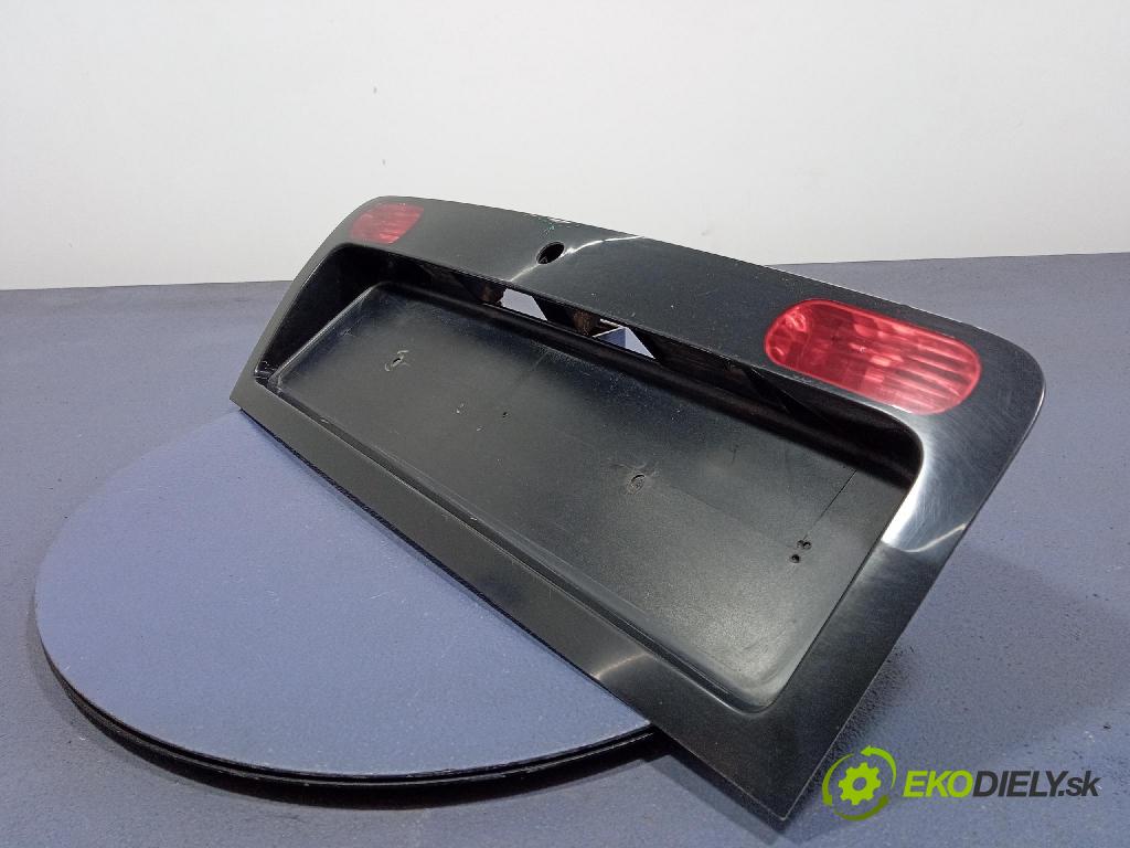 Audi A6 2003 zaslepka: Zad: 4B5945695E