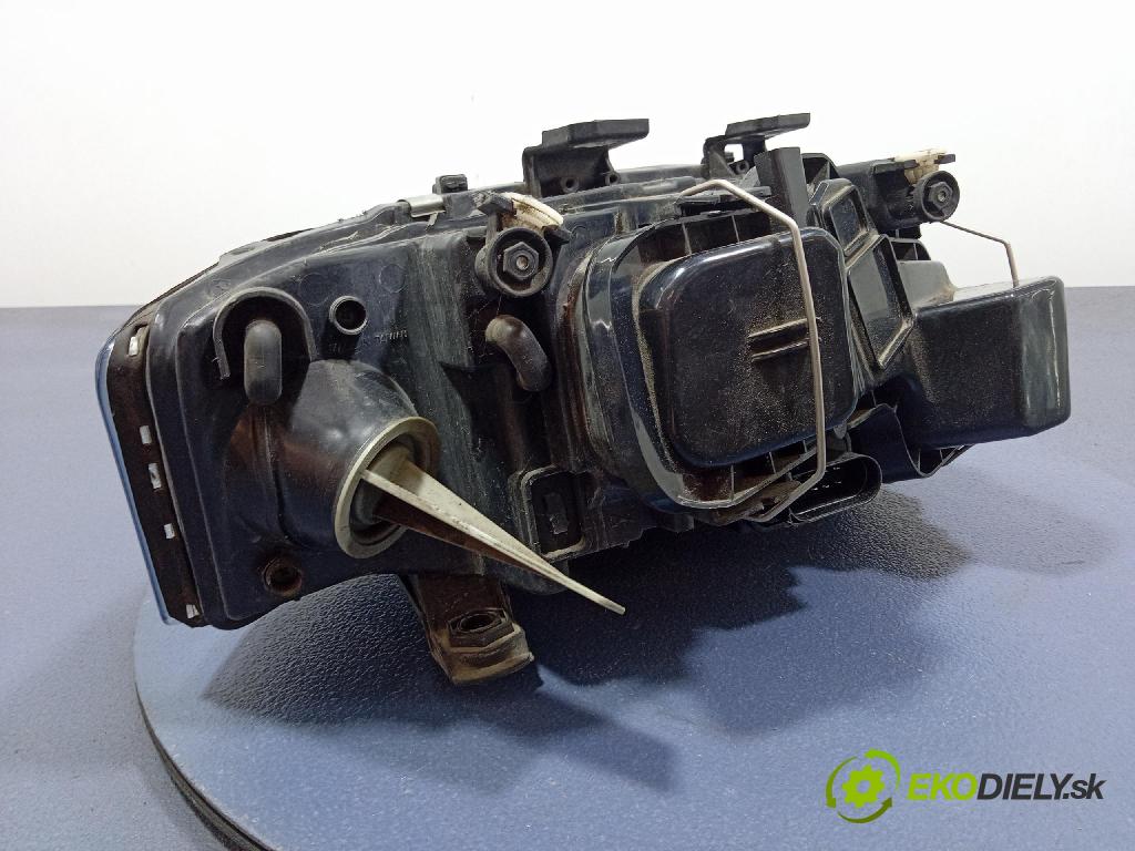 Audi A6 2003 světlo Levý: 341-1115L
