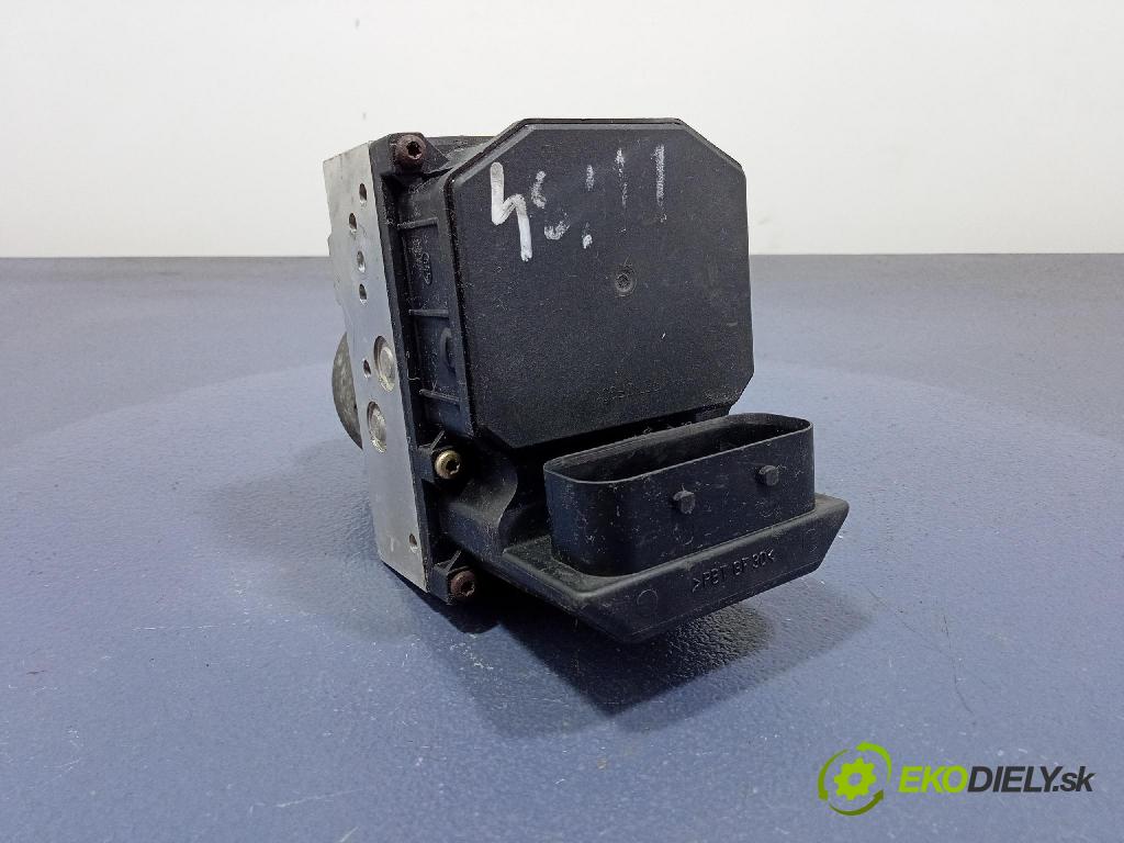 Audi A6 2003 čerpadlo ABS x 4B0614517G