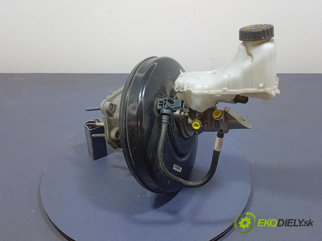 Renault Megane 2019 servo Brzdy: 472104789R