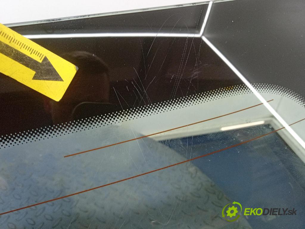 Renault Megane 2019 sklo zadní