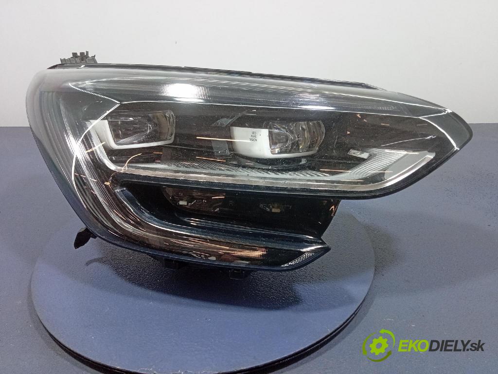 Renault Megane 2019 Reflektor: v pravo: 260104596R