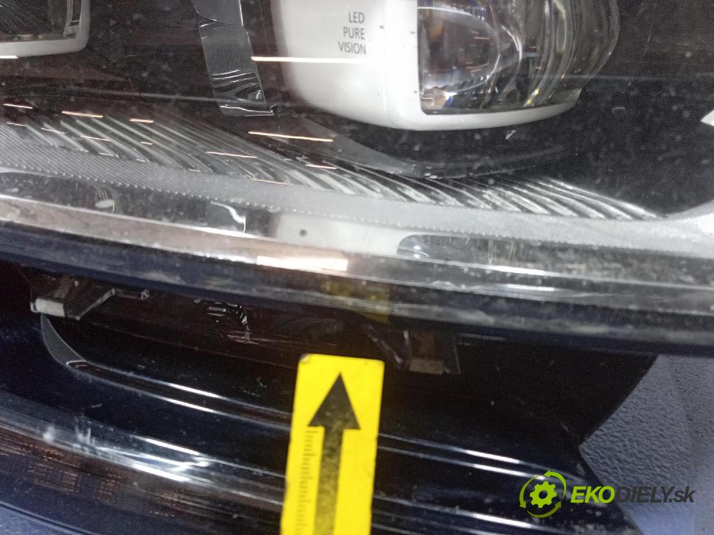 Renault Megane 2019 Reflektor: v pravo: 260104596R