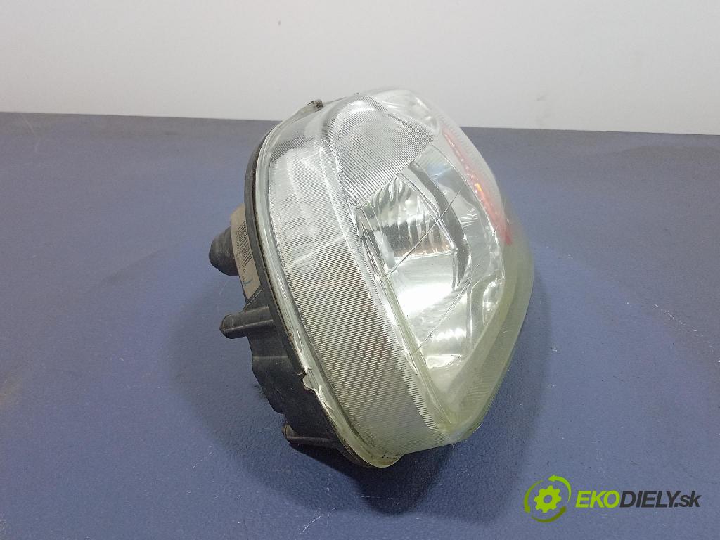 Nissan Micra 2001 světlo Levý: 260601F511