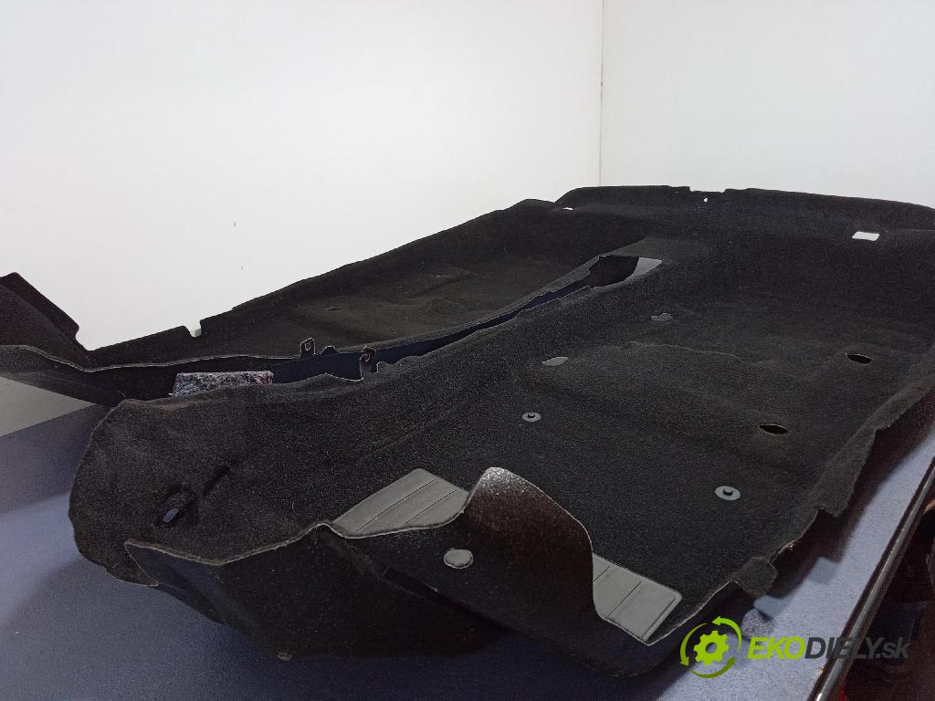 Renault Megane 2019 koberec do auta 749020533R