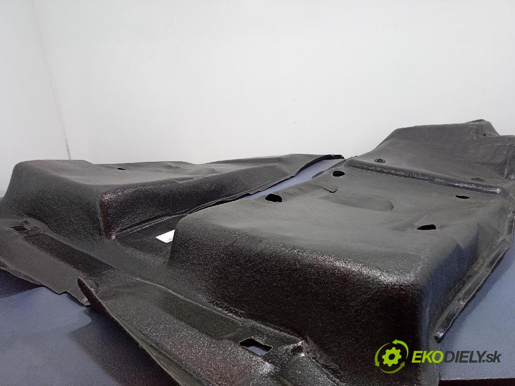Renault Megane 2019 koberec do auta 749020533R