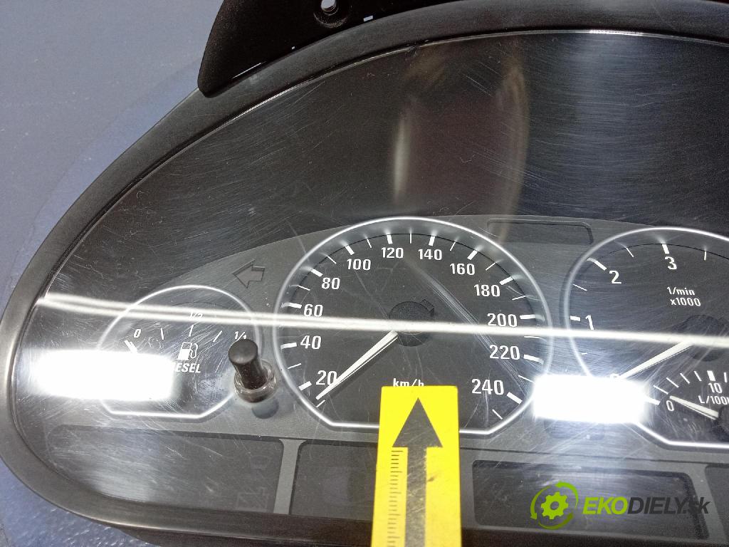 Bmw Seria 3 2004 prístrojovka/ budíky 6940883
