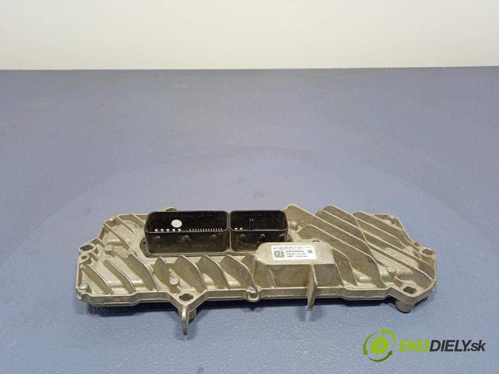 Renault Megane 2019 riadiaca jednotka skrine 0260001060