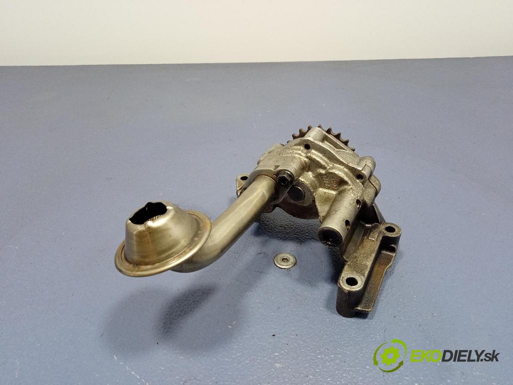 Vw Golf 0 čerpadlo oleja 038115121C