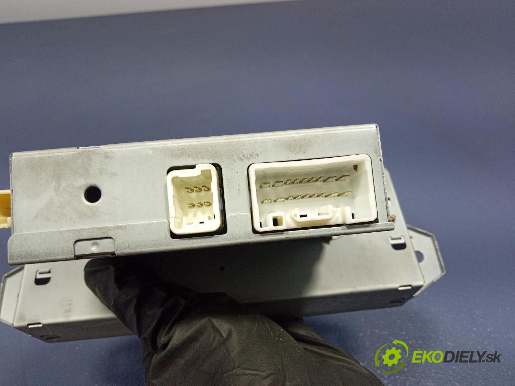 Toyota Avensis 2003 Zobrazit: Rádio: / GPS 86110-05020