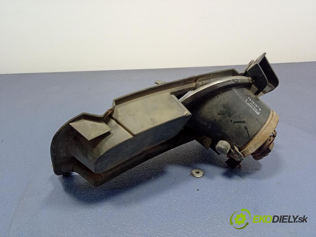 Toyota Avensis 2003 Halogen v pravo: 19-A479B