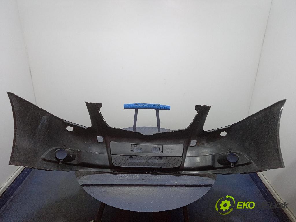 Toyota Avensis 0 nárazník před 52119-05190