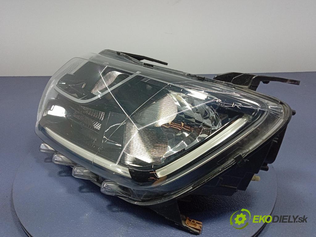 Dacia Duster 0 Reflektor: Vľavo: 260609367R