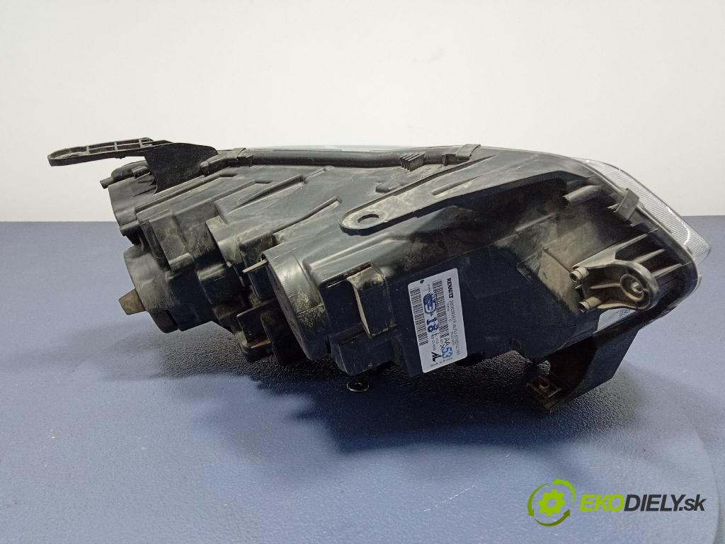 Dacia Duster 0 Reflektor: Vľavo: 260609367R