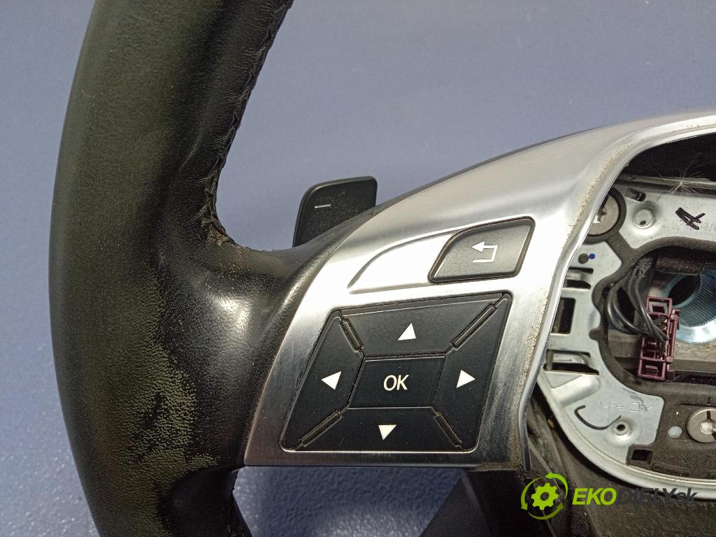 Mercedes GL 2014 volant A1664600X03