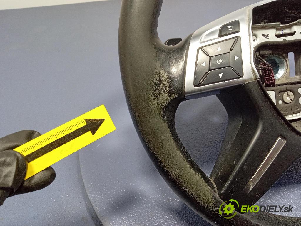 Mercedes GL 2014 volant A1664600X03