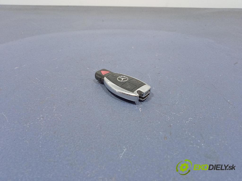 Mercedes GL 2014 Spínač zapaľovania: A1669052801