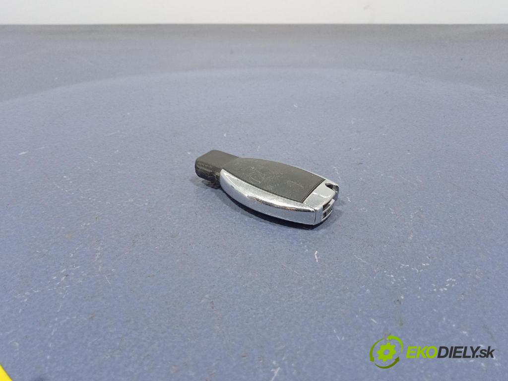 Mercedes GL 2014 Spínač zapaľovania: A1669052801