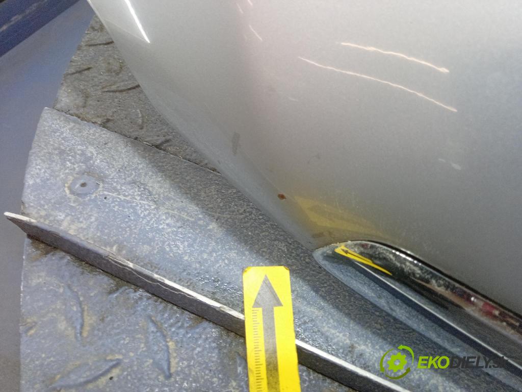 Mazda Tribute 2003 kapota přední: