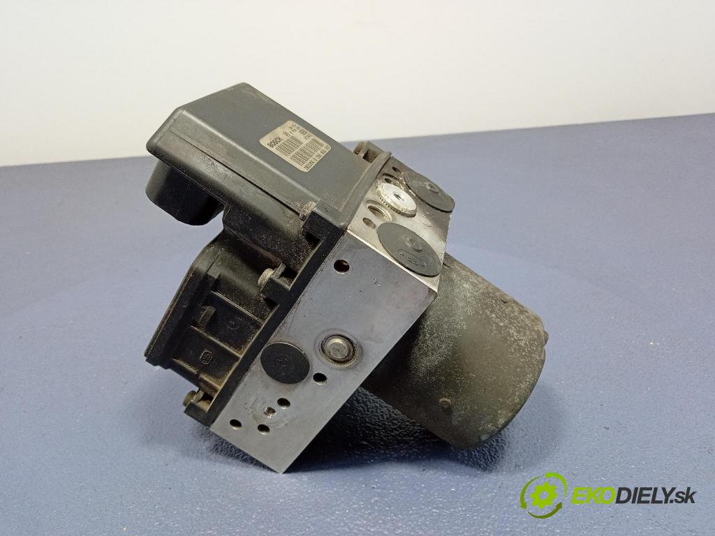 Bmw Seria 5 2002 čerpadlo ABS x 6756340