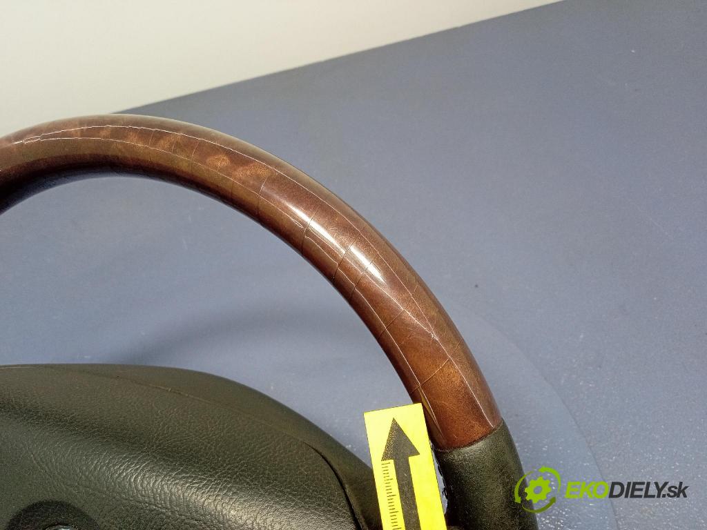 Bmw Seria 5 2002 volant 6756414
