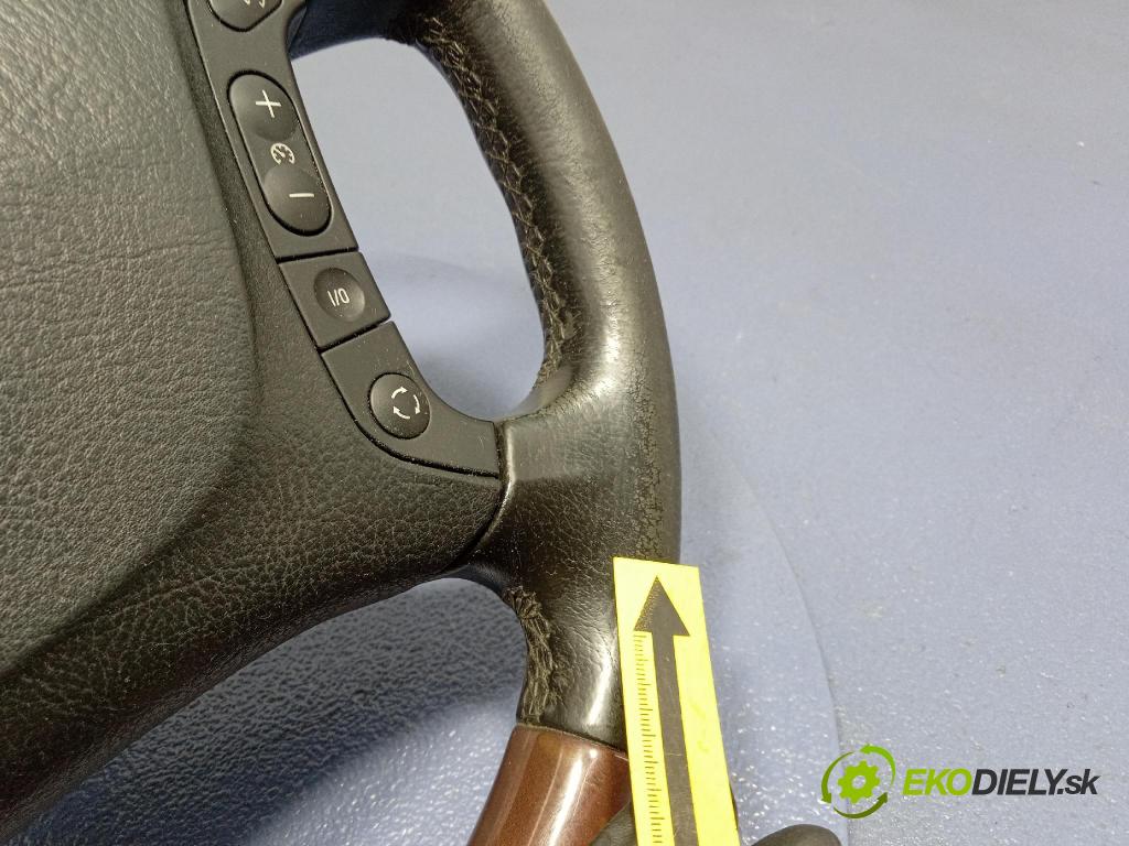Bmw Seria 5 2002 volant 6756414
