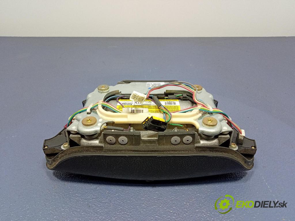 Bmw Seria 5 2002 volant 6756414