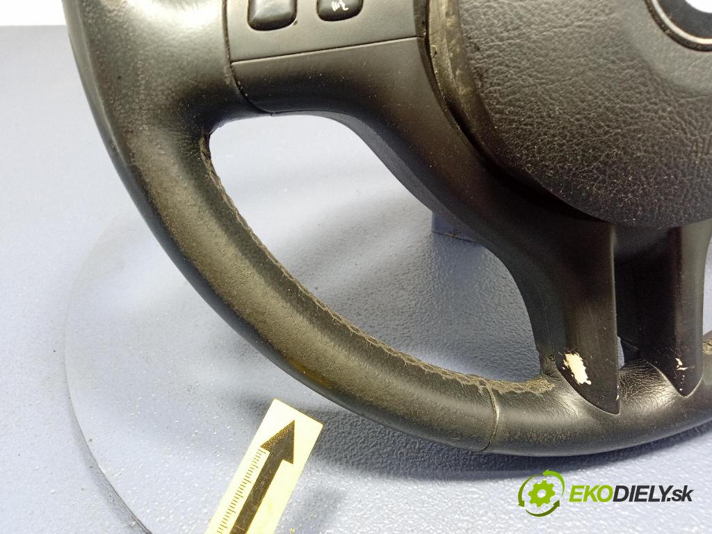 Bmw Seria 3 2002 volant 6760659