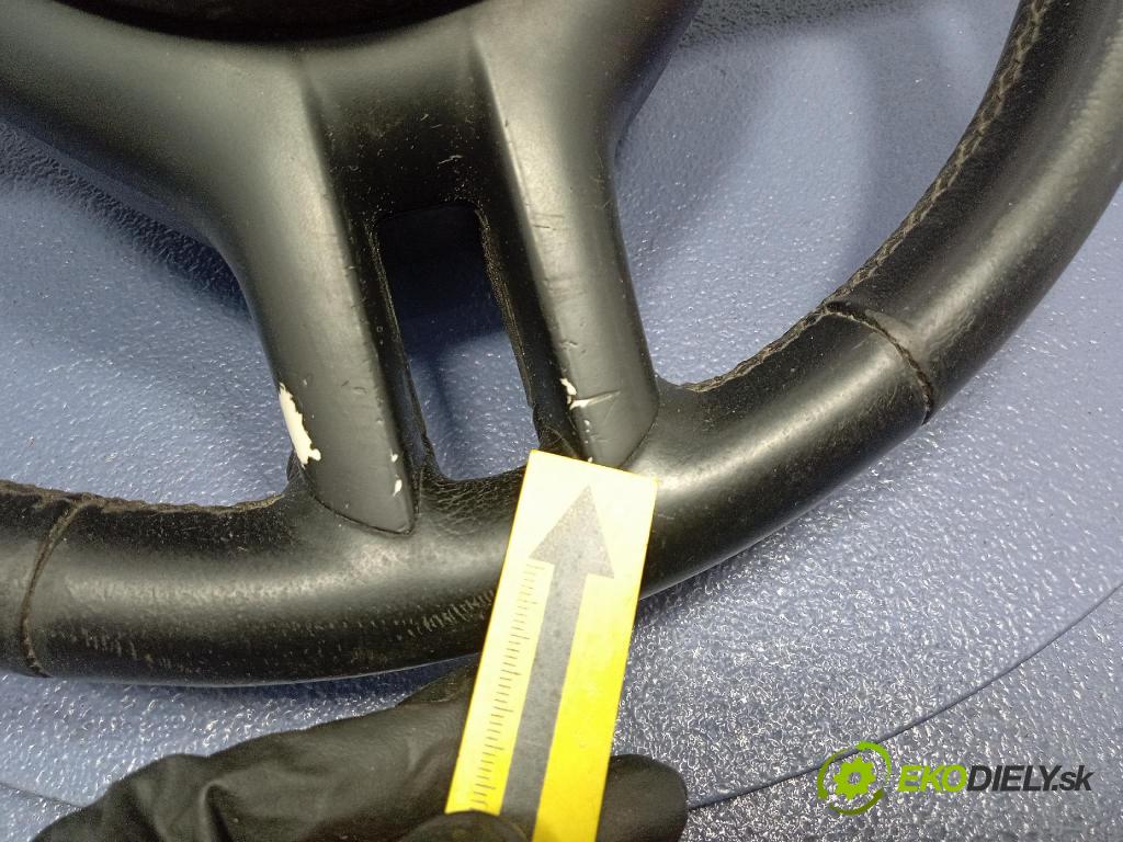 Bmw Seria 3 2002 volant 6760659