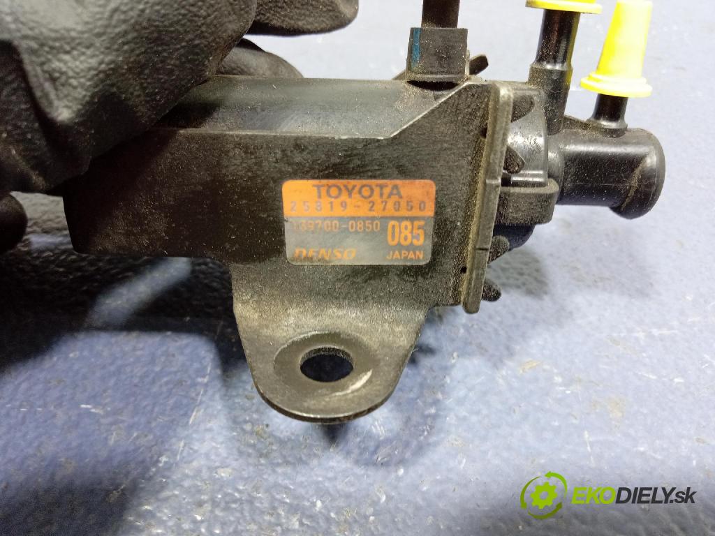 Toyota Avensis 2003 ventil Vákuum: 25819-27050