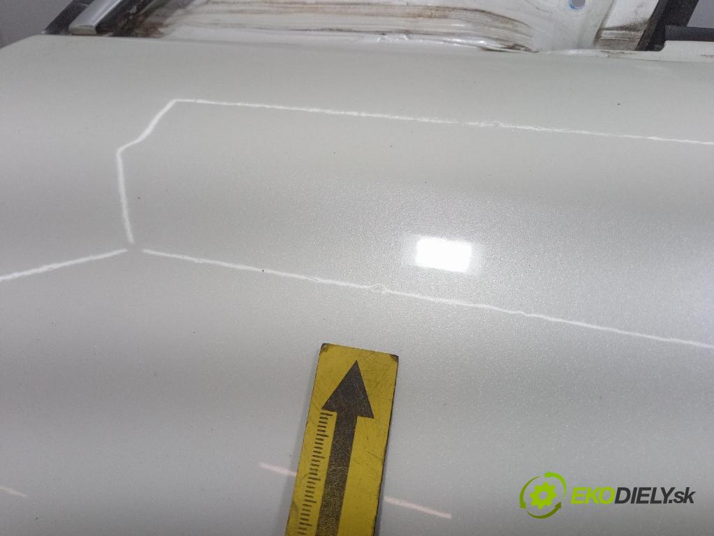 Mercedes GL 2014 dvere Predné Vľavo: