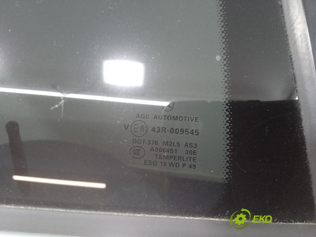 Mercedes GL 2014 dvere zad Vľavo:
