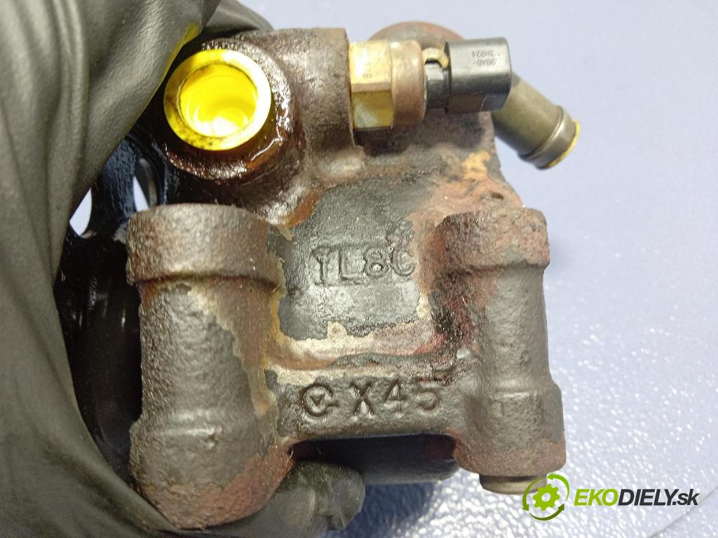 Mazda Tribute 2003 čerpadlo Asistence: Manažeři YL8C