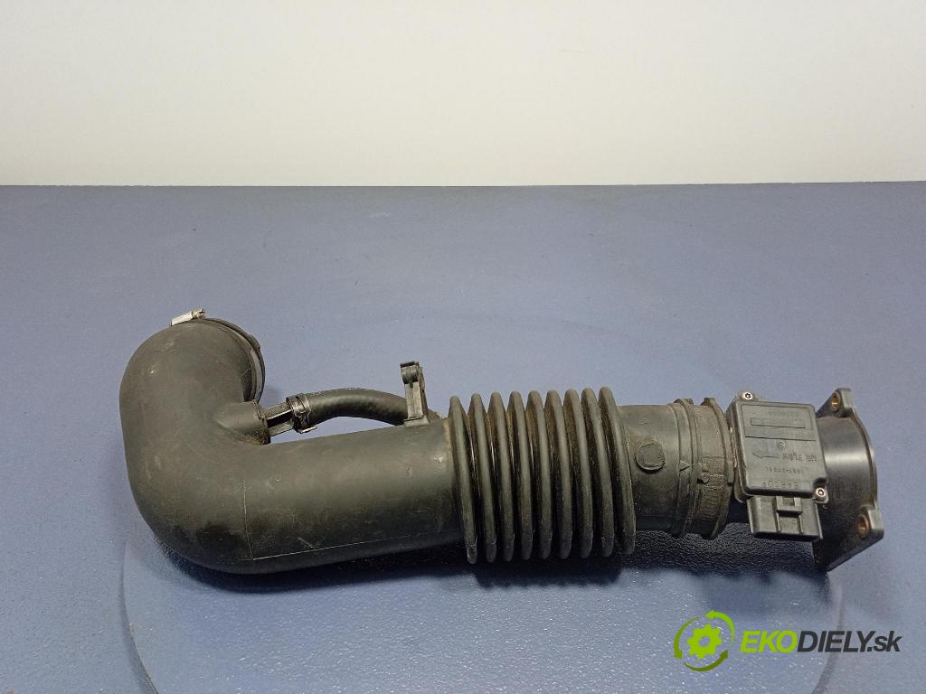 Mazda Tribute 2003 Prívod: Vzduch: YL8U9R504AG