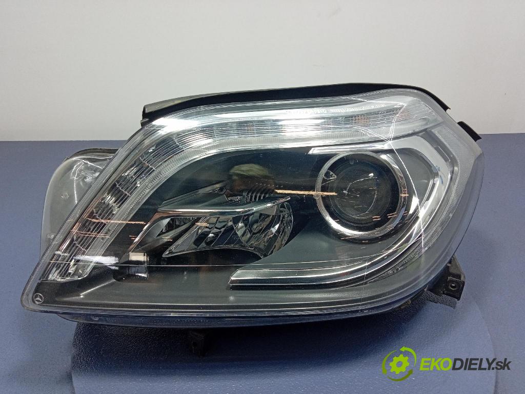 Mercedes GL 2014 Reflektor: Vľavo: A1668203459