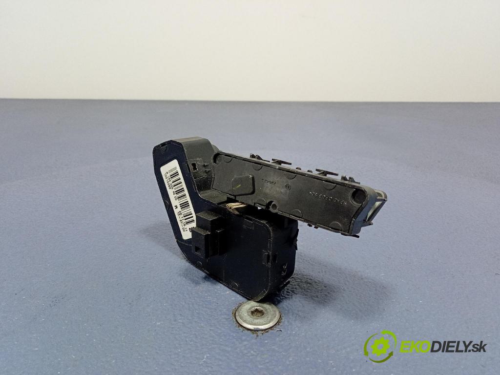 Mercedes GL 2014 prepínač Foto: A1669054000