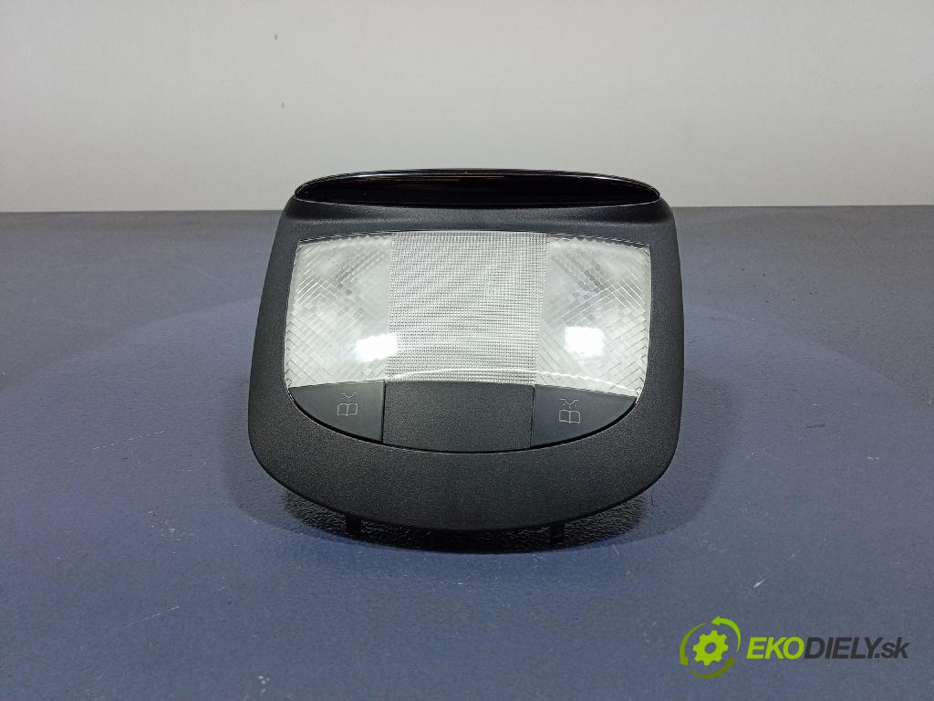 Mercedes GL 2014 Svietidlá: Vnútri: A1668200223