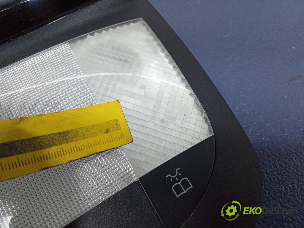 Mercedes GL 2014 Lampy Uvnitř A1668200223