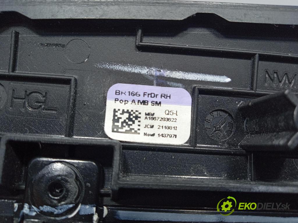 Mercedes GL 2014 lišta Dekoratívne: Vnútri: A1667203622