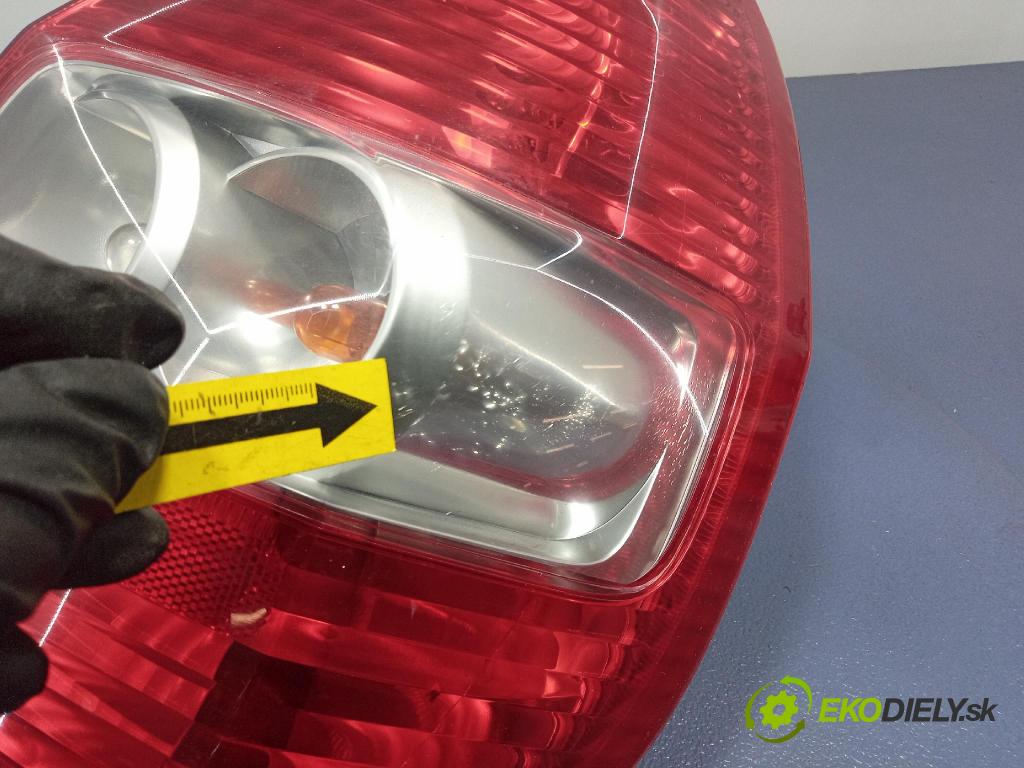 Honda Jazz 2005 svetlo / reflektor zad Prava: Vonkajsia: ICHIKOH 4949